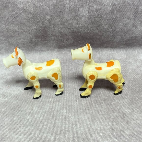 Vintage Fisher Price Moo Cow Toys Plastic Figurines Made In Hong Kong Damaged - Picture 4 of 6